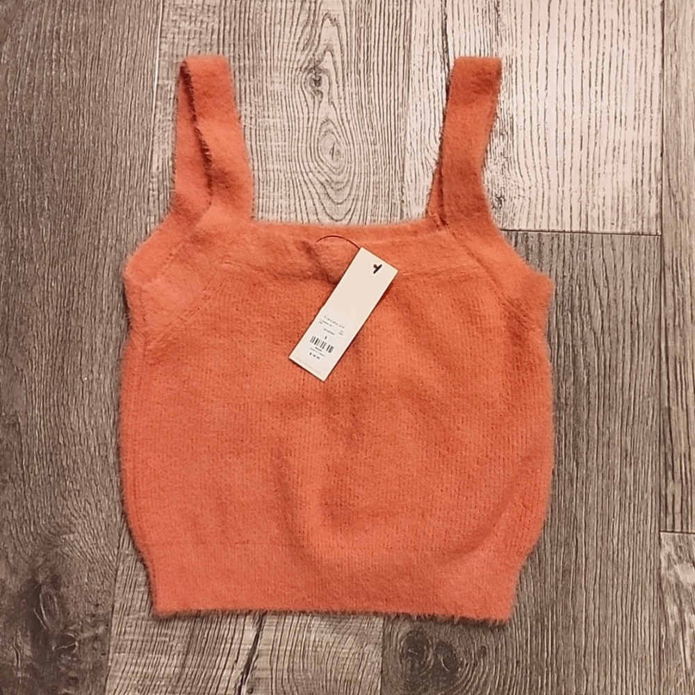 Adorable Francesca's crop top NWT